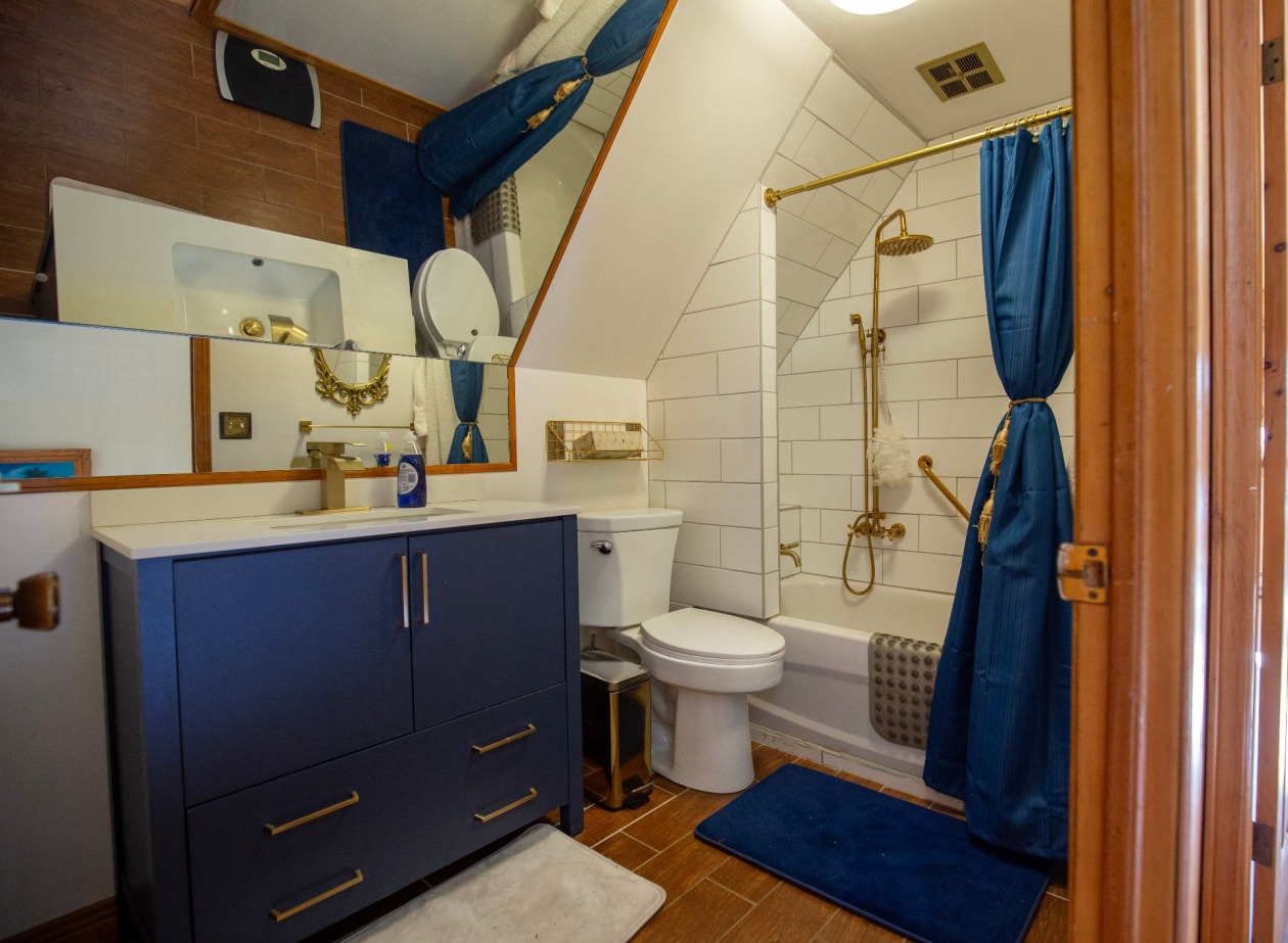 Salle de bains — 10 Rue Lafontaine, Clermont