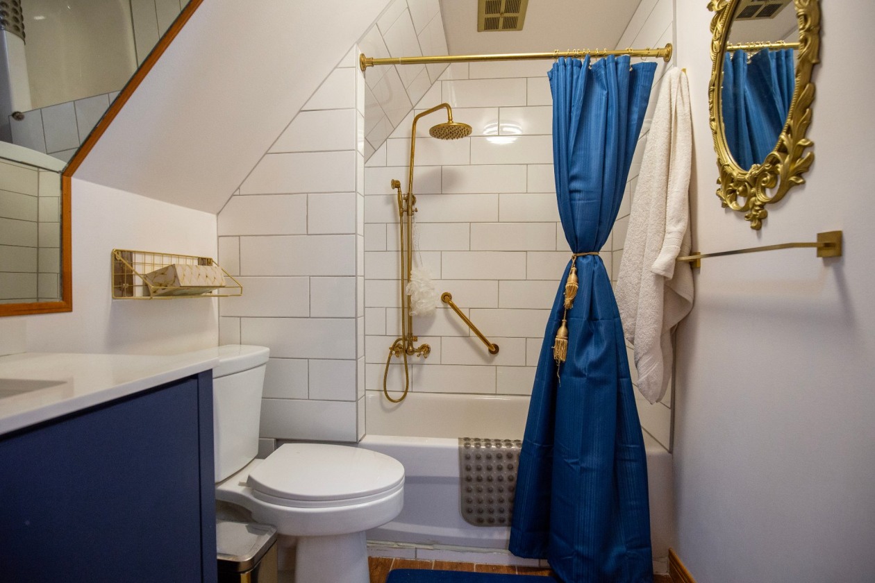 Salle de bains — 10 Rue Lafontaine, Clermont