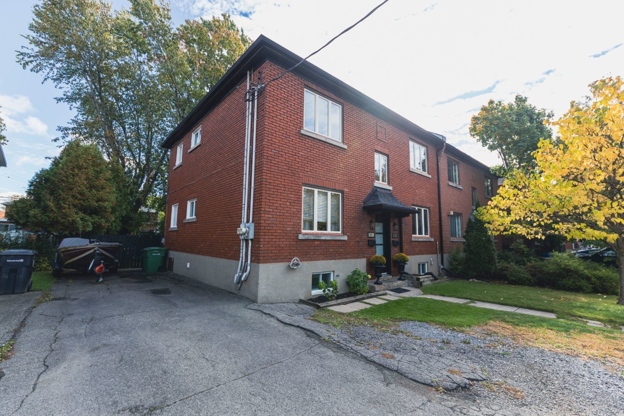Façade — 650 - 650A 18e Avenue, Montréal