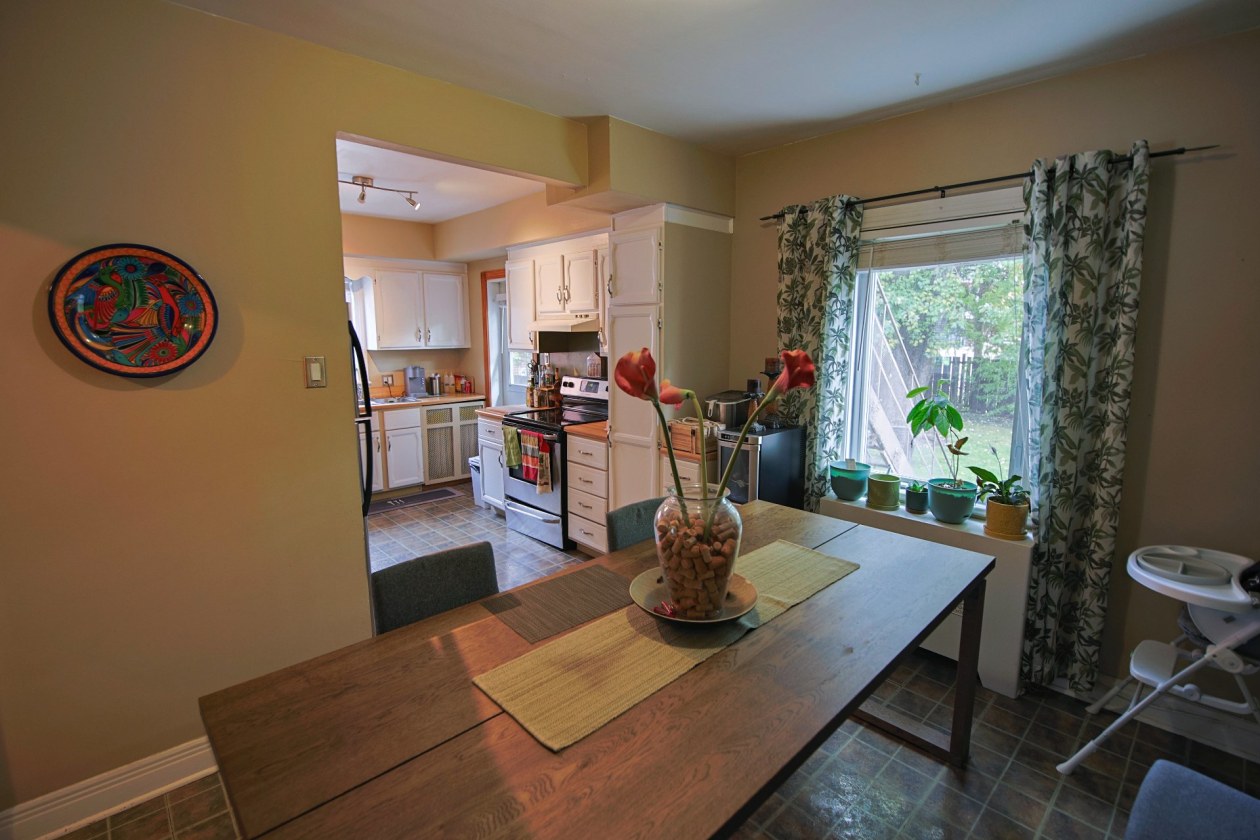 Salle à manger — 650 - 650A 18e Avenue, Montréal