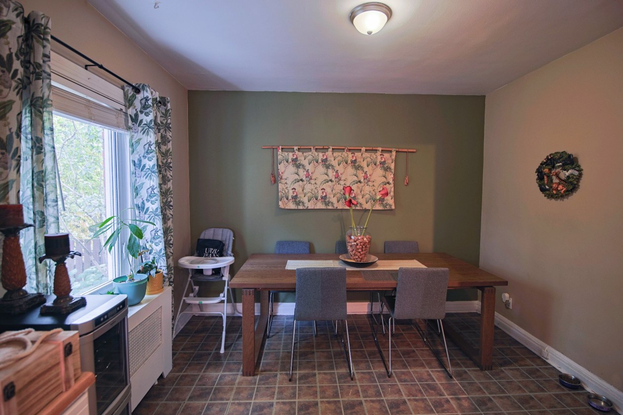Salle à manger — 650 - 650A 18e Avenue, Montréal