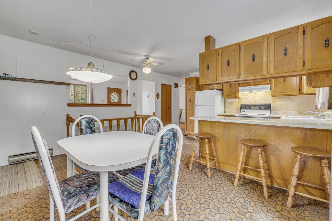 Salle à manger — 267 Ch. St-Grégoire, Lévis