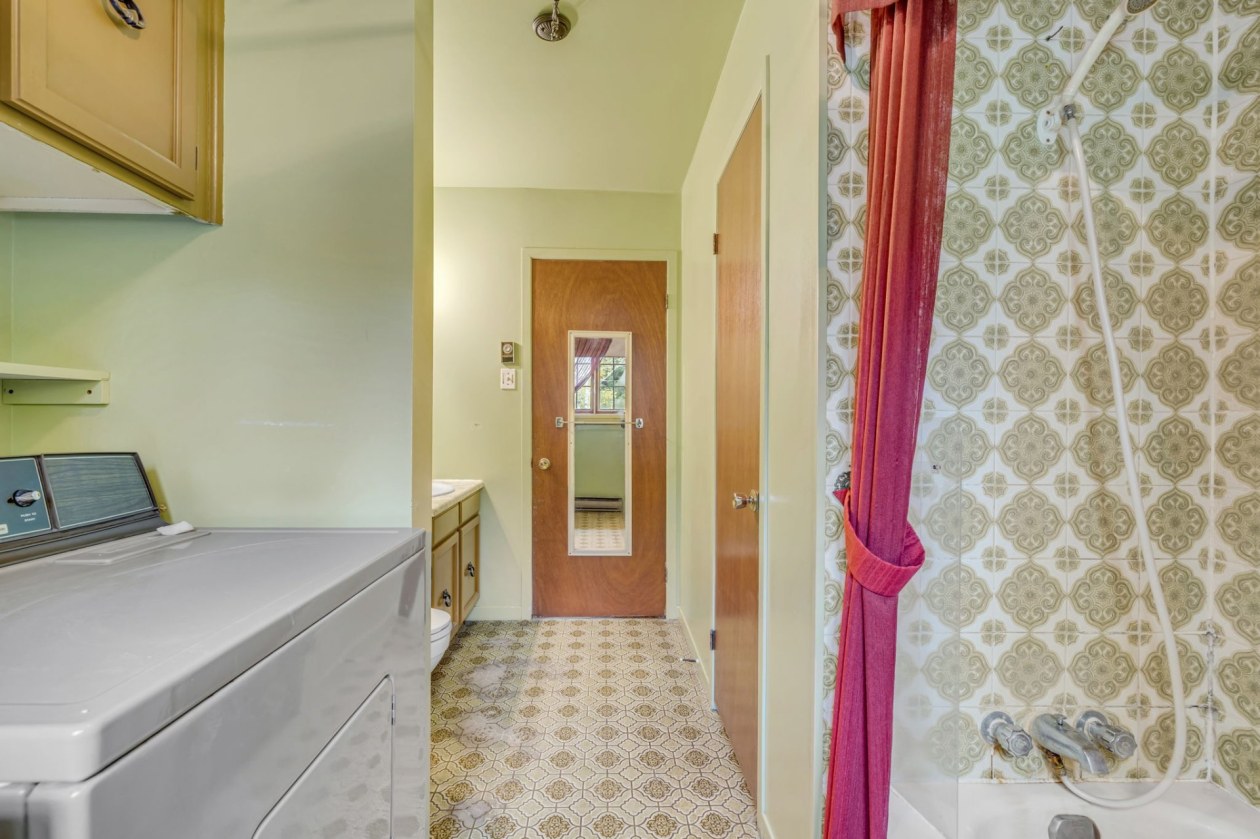 Salle de bains — 267 Ch. St-Grégoire, Lévis