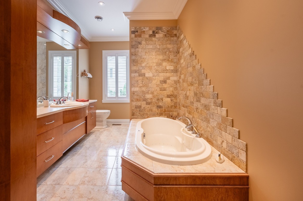 Salle de bains — 231 Ch. du Richelieu, Saint-Basile-le-Grand