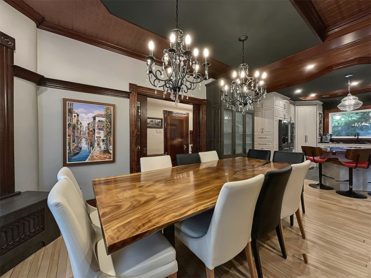 Salle à manger — 18 Rue Codaire, Saint-Paul-d'Abbotsford