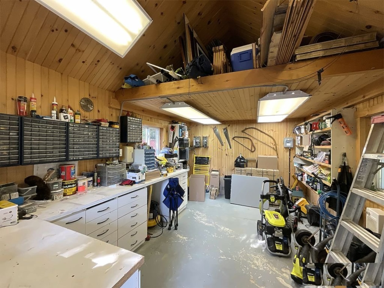 Remise — 18 Rue Codaire, Saint-Paul-d'Abbotsford
