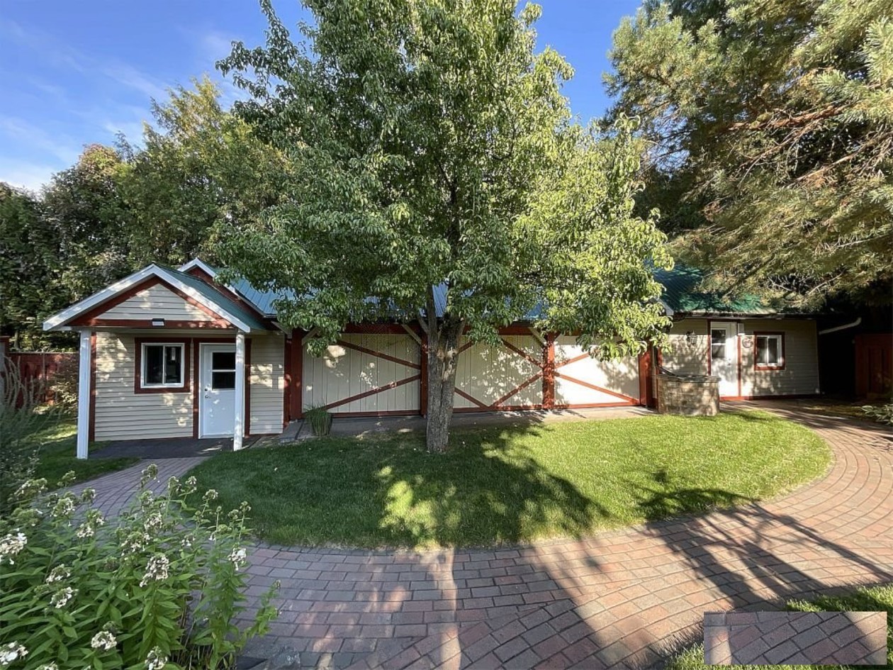 Remise — 18 Rue Codaire, Saint-Paul-d'Abbotsford