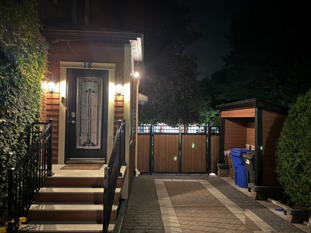Façade — 18 Rue Codaire, Saint-Paul-d'Abbotsford