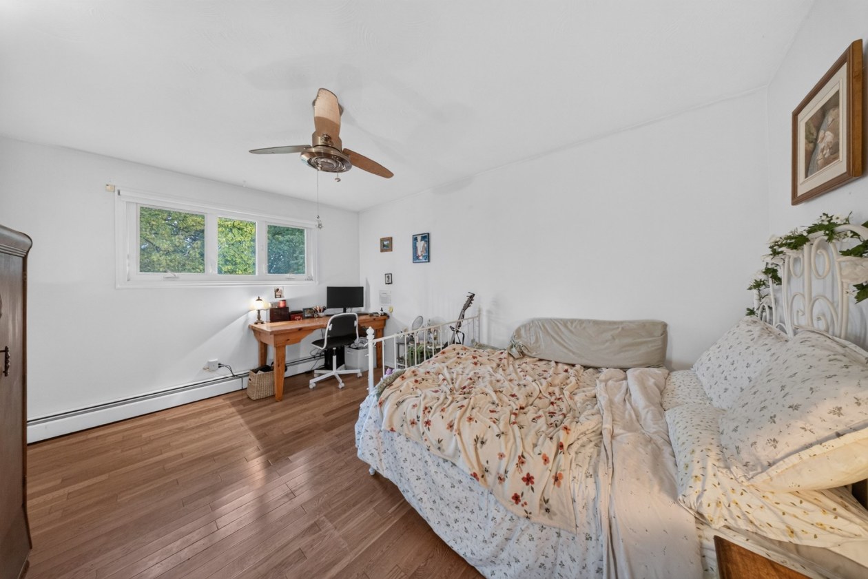 Chambre à coucher — 3086 - 3090 Rue Galt O., Sherbrooke