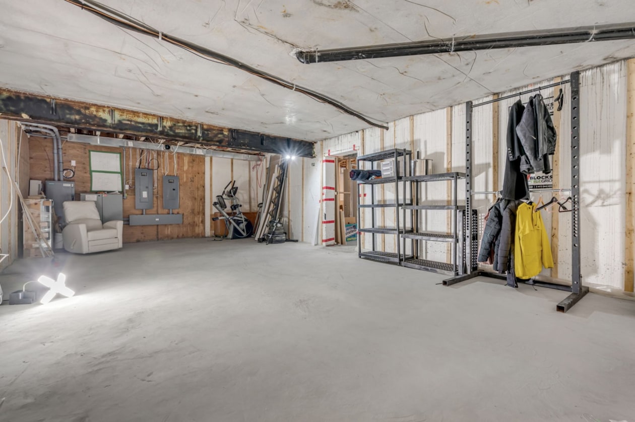 Salle familiale — 235 Rue Griffin, Shannon