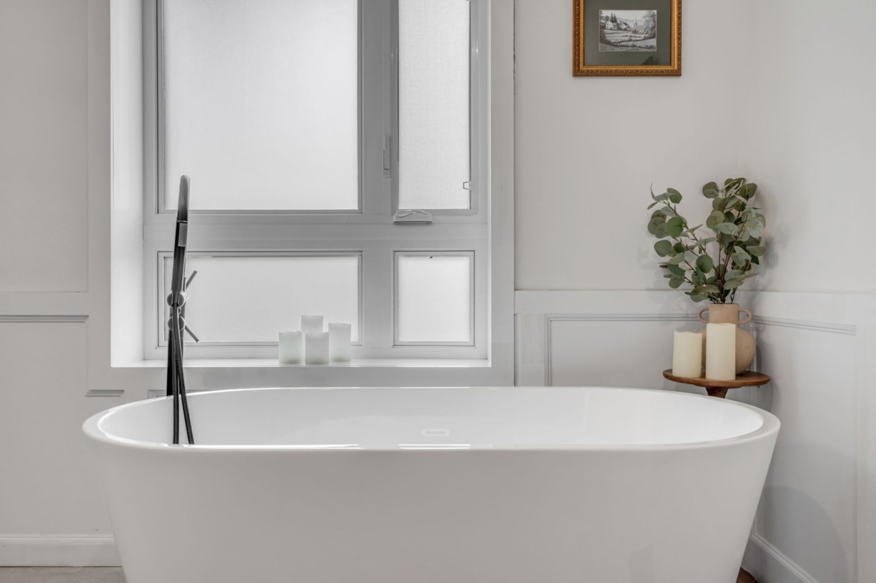 Salle de bains — 235 Rue Griffin, Shannon