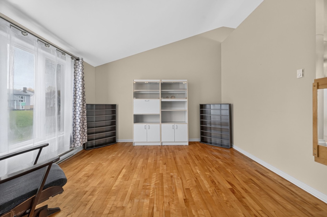 Salon — 436 Rue des Fauvettes, Rimouski