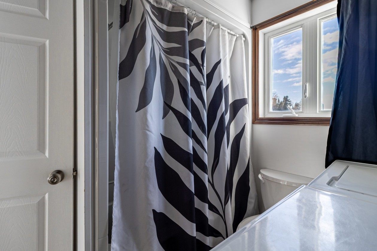 Salle de bains — 21 Rue de l'Orge, Rimouski