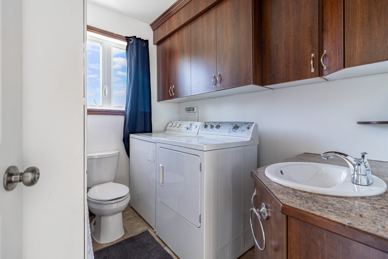 Salle de bains — 21 Rue de l'Orge, Rimouski