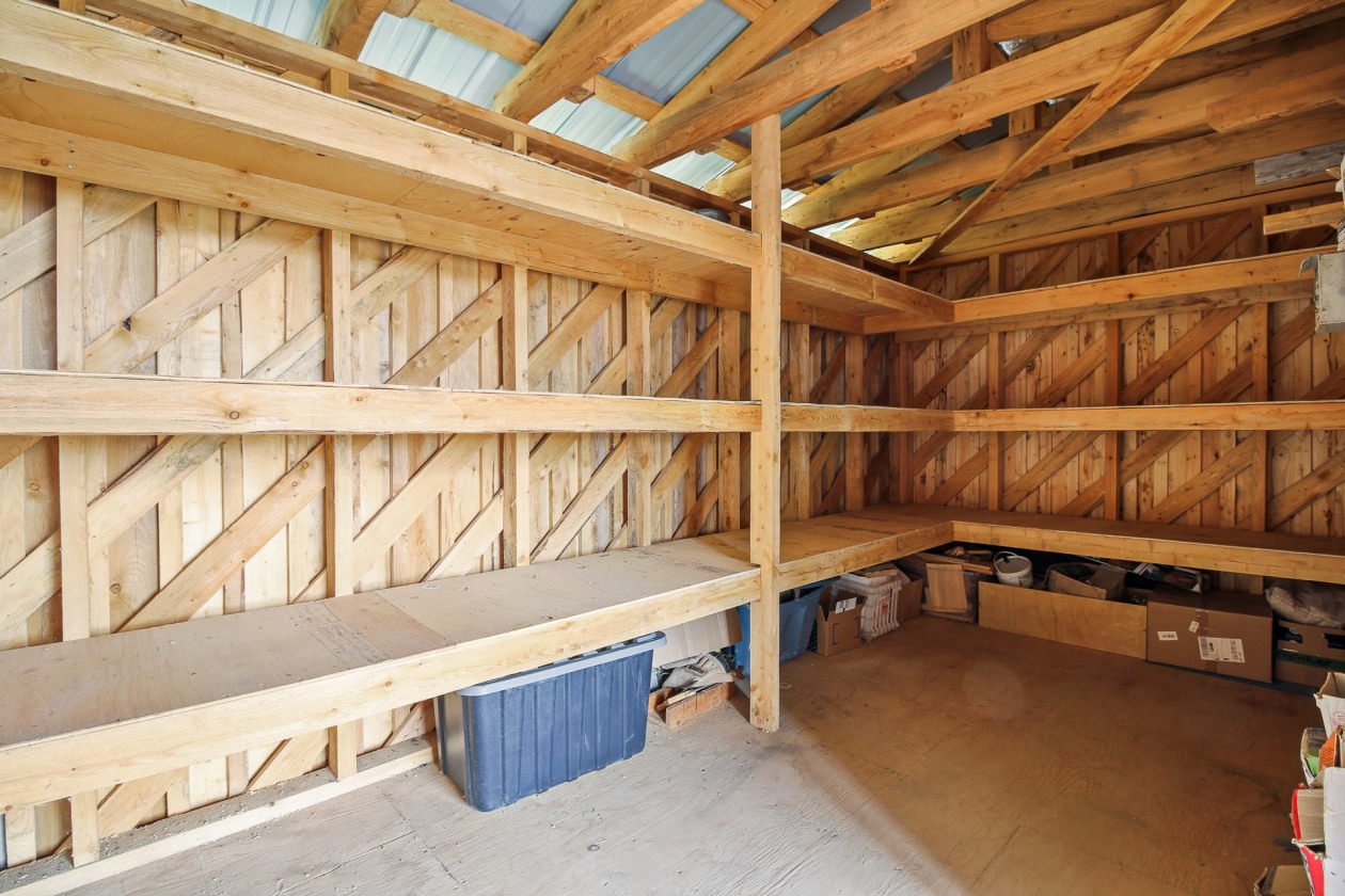 Rangement — 388 Vieux-Chemin, Saint-Félix-d'Otis