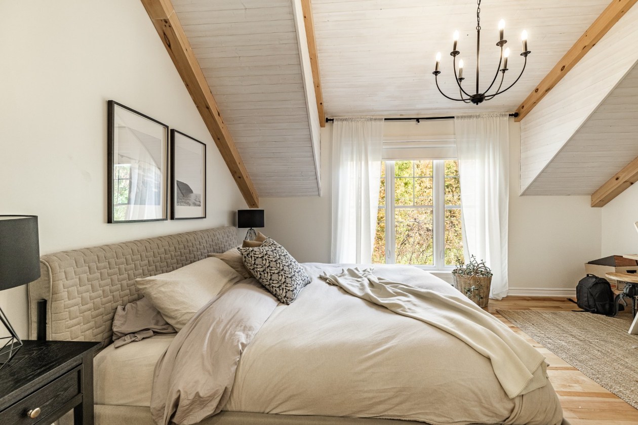 Chambre à coucher principale — 3395 Rue des Hêtres, Sainte-Marie-Madeleine