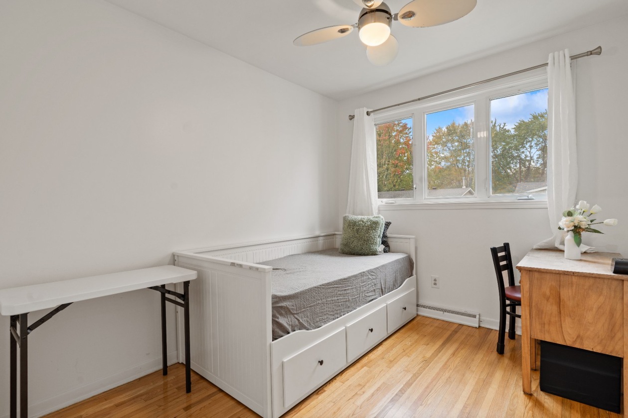 Chambre à coucher — 5723 Rue Pellan, Brossard