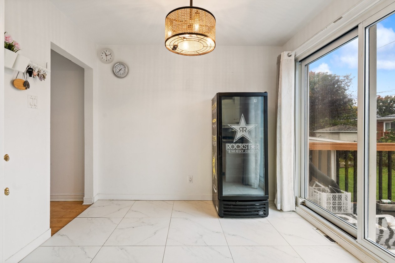 Salle à manger — 5723 Rue Pellan, Brossard