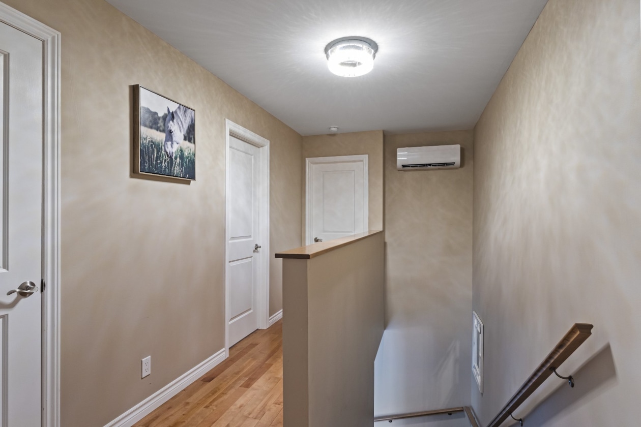 Corridor — 5144 Rue Albani, Sherbrooke