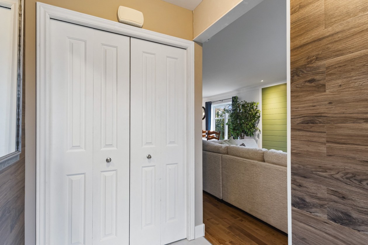 Hall d'entrée — 5144 Rue Albani, Sherbrooke