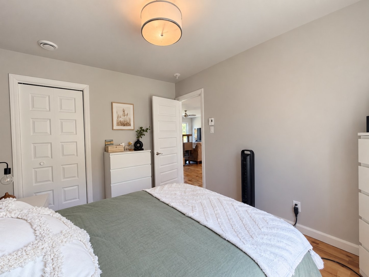 Chambre à coucher principale — 8 Rue Assels, Gaspé