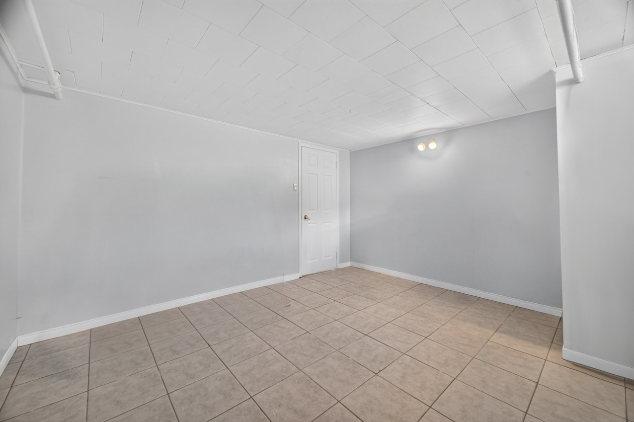 Chambre à coucher — 307 3e Rang O., Sainte-Luce