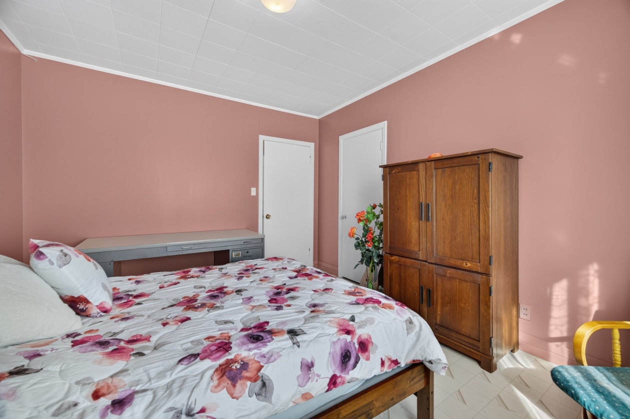 Chambre à coucher — 307 3e Rang O., Sainte-Luce