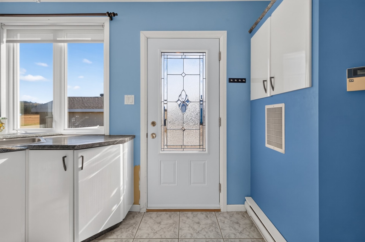 Hall d'entrée — 307 3e Rang O., Sainte-Luce
