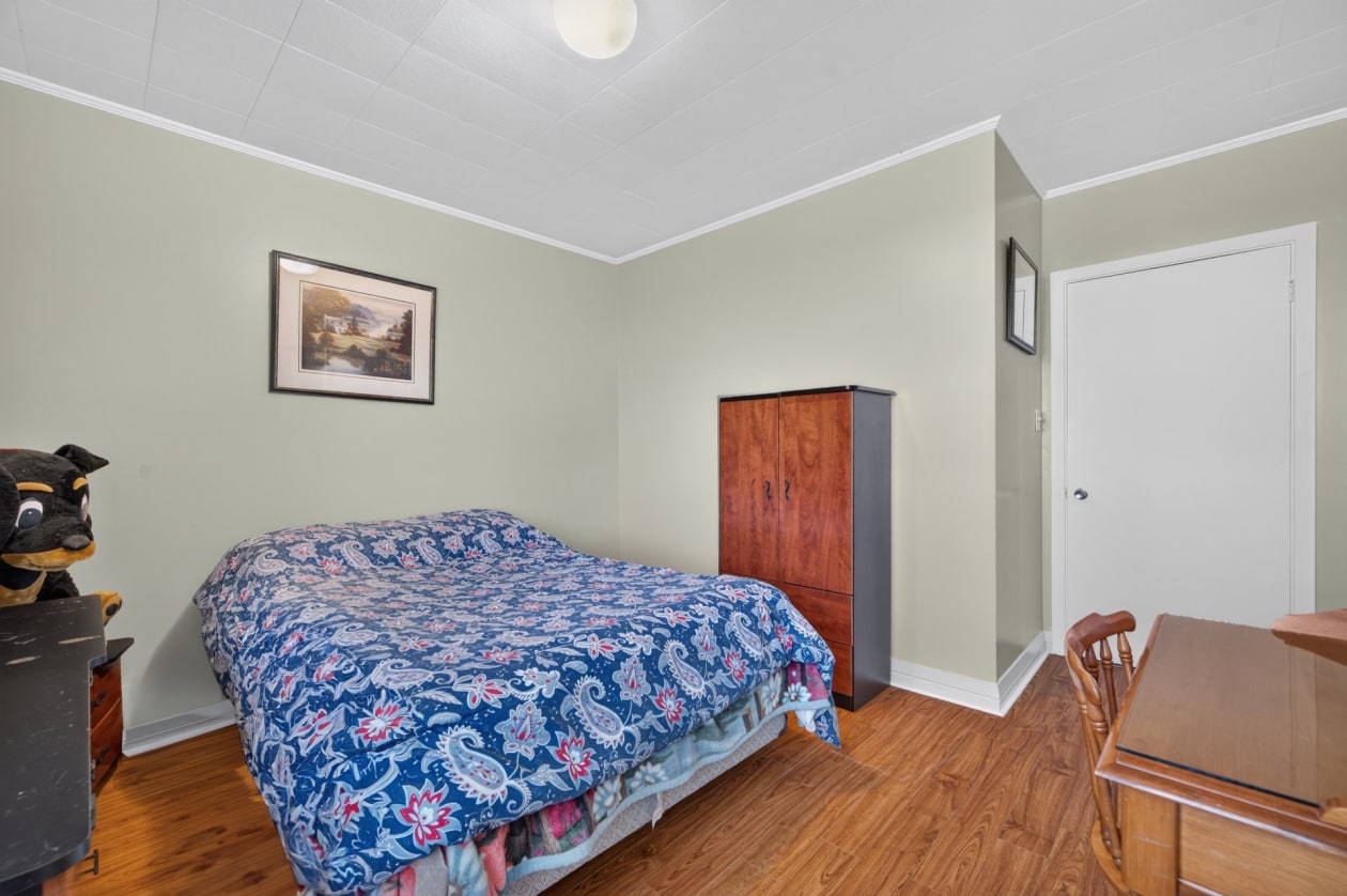 Chambre à coucher — 307 3e Rang O., Sainte-Luce