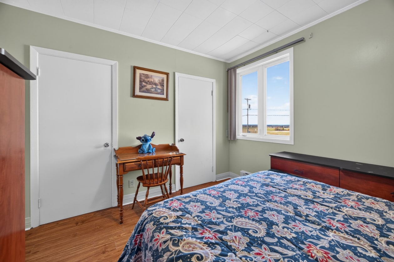 Chambre à coucher — 307 3e Rang O., Sainte-Luce
