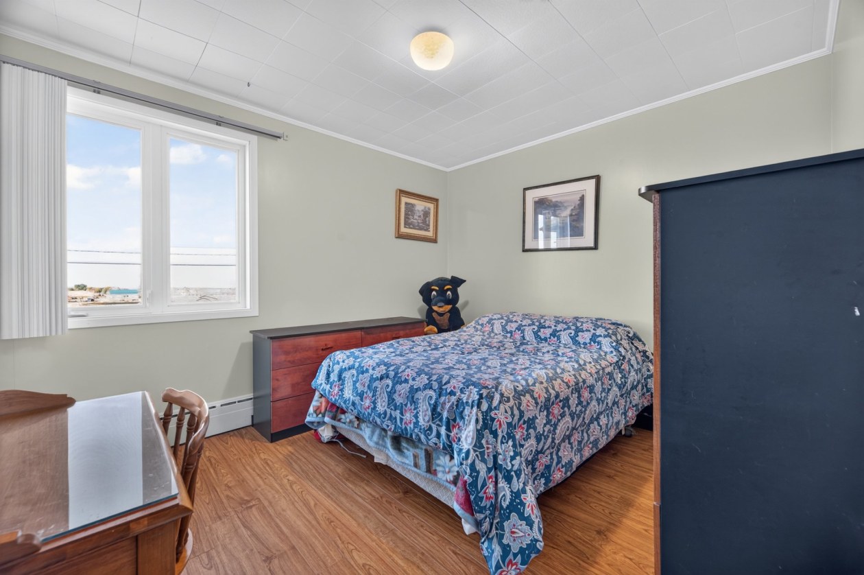 Chambre à coucher — 307 3e Rang O., Sainte-Luce