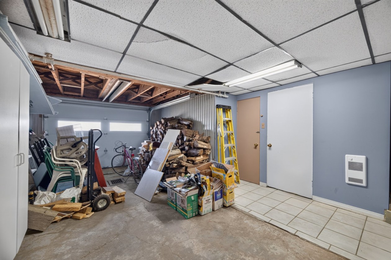 Garage — 307 3e Rang O., Sainte-Luce