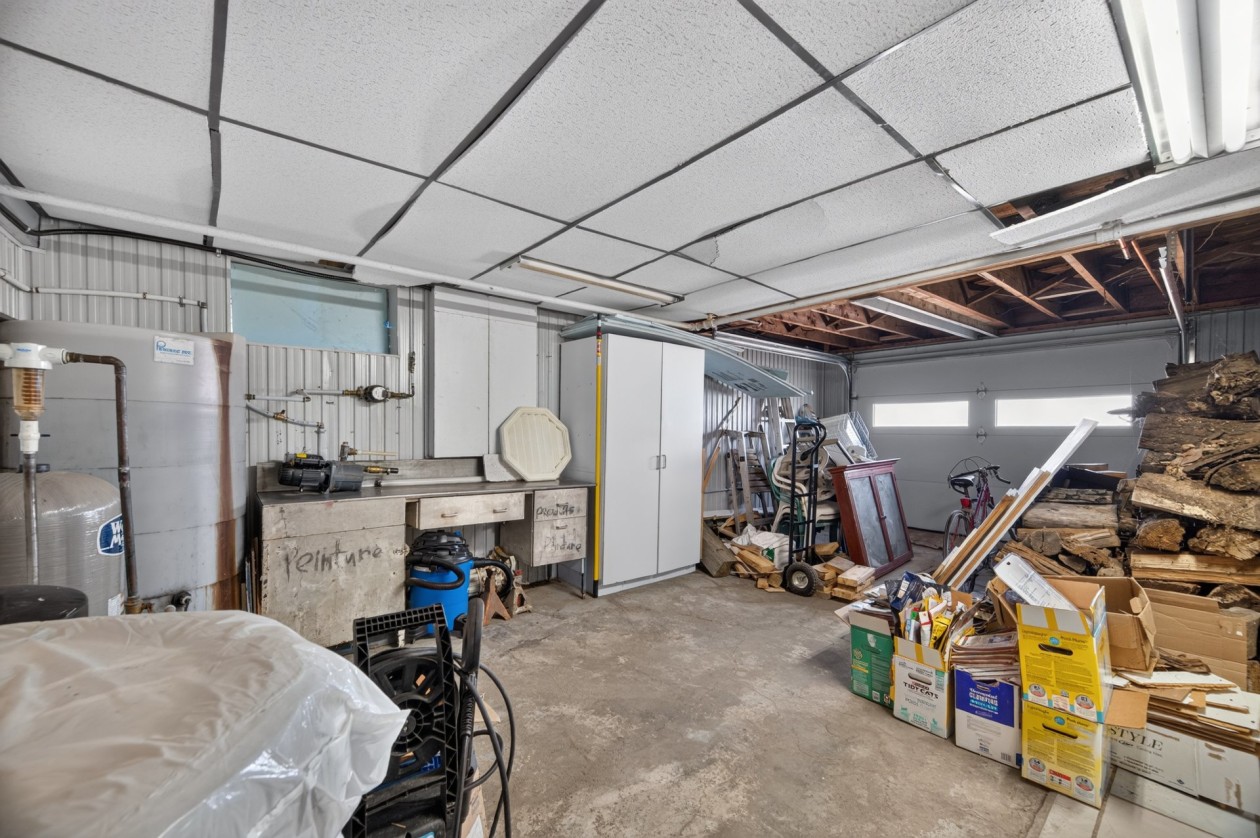 Garage — 307 3e Rang O., Sainte-Luce