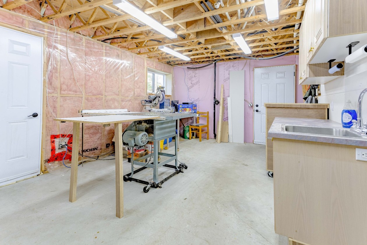 Atelier — 2003 Rue J.S.-Brulé, Saint-Maurice