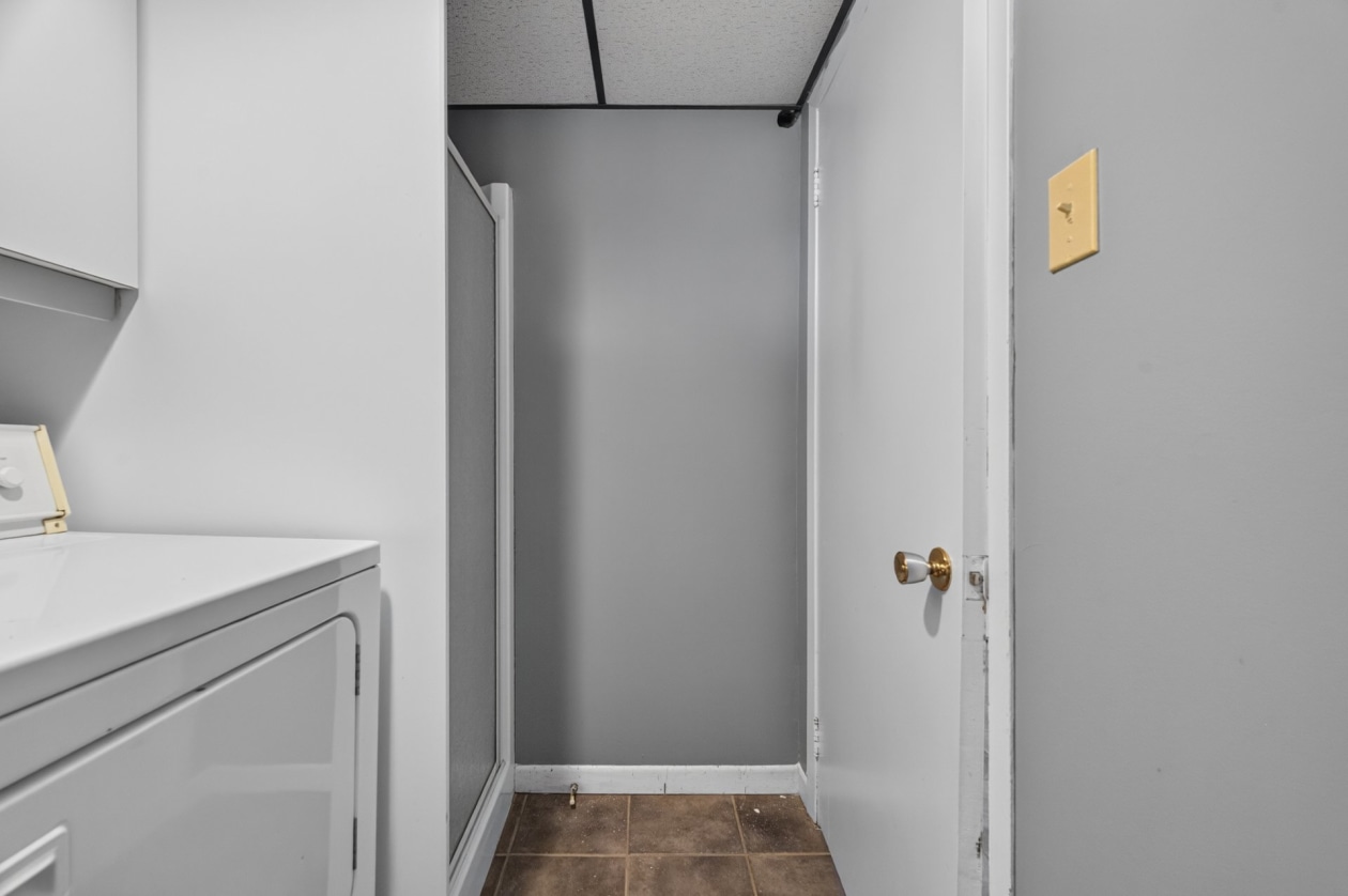 Salle de lavage — 307 3e Rang O., Sainte-Luce