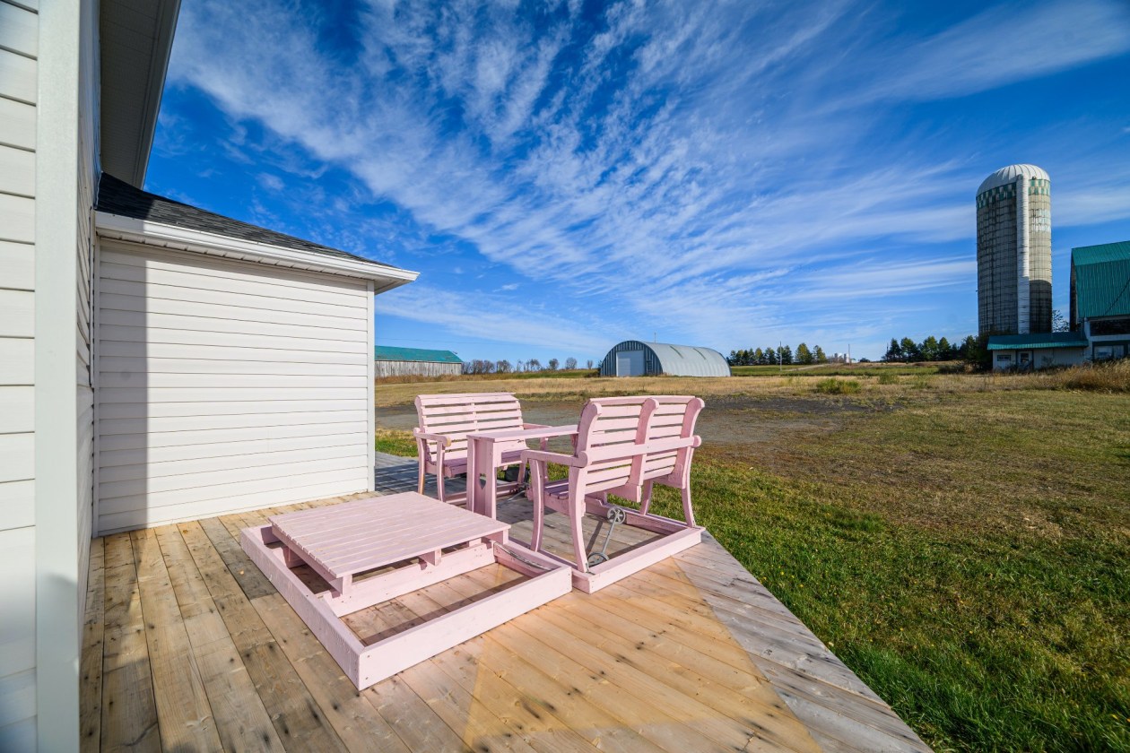 Terrasse — 293 2e Rang E., Sainte-Luce