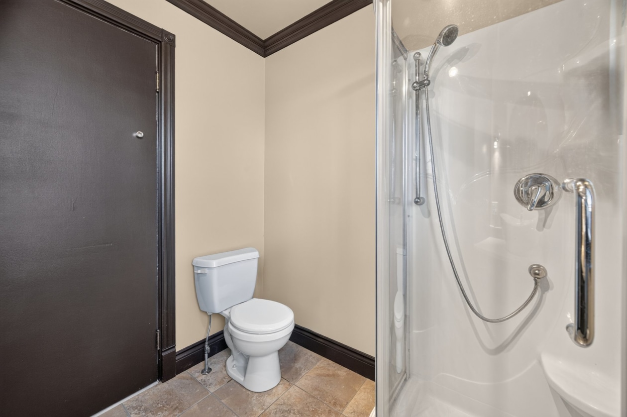 Salle de bains — 293 2e Rang E., Sainte-Luce