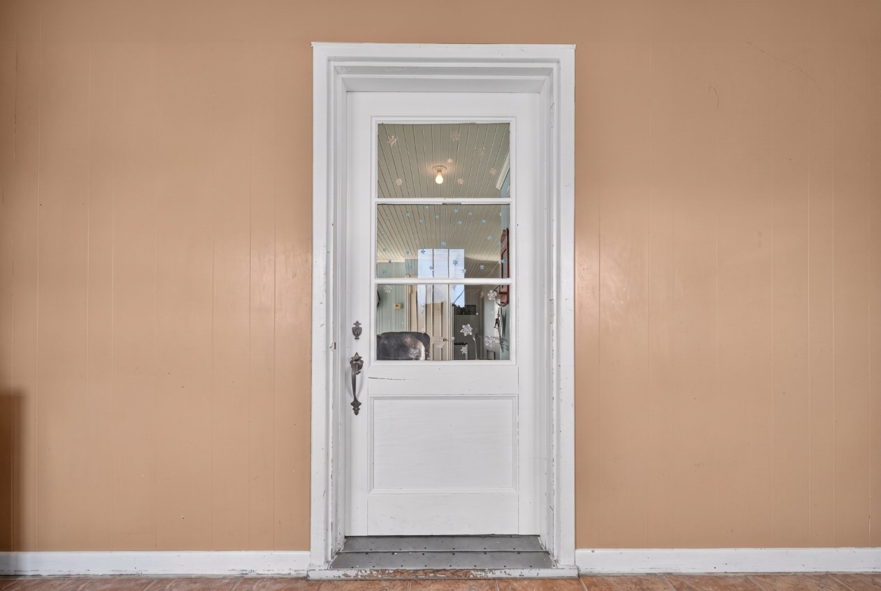 Hall d'entrée — 293 2e Rang E., Sainte-Luce