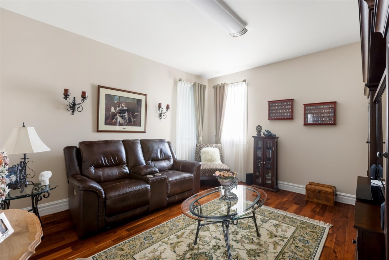 Chambre à coucher — 1365 Av. Godefroy, Bécancour