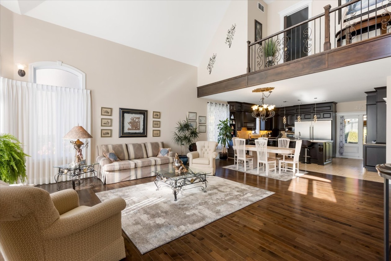 Salon — 1365 Av. Godefroy, Bécancour