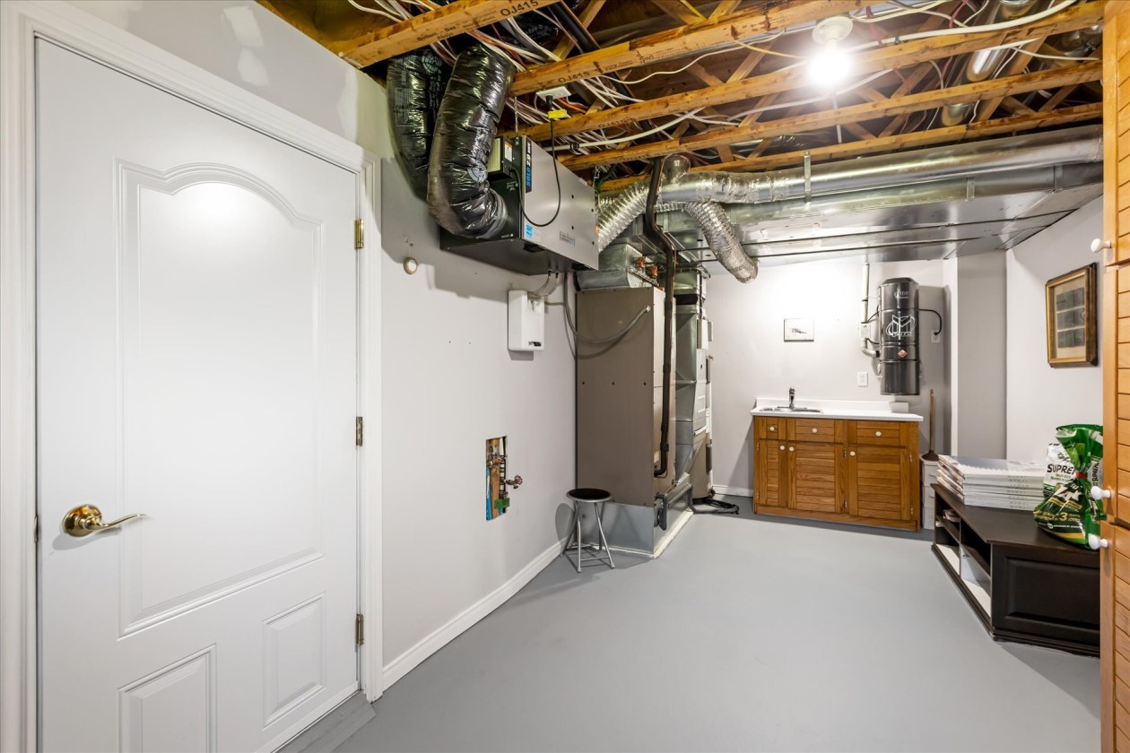 Atelier — 1365 Av. Godefroy, Bécancour