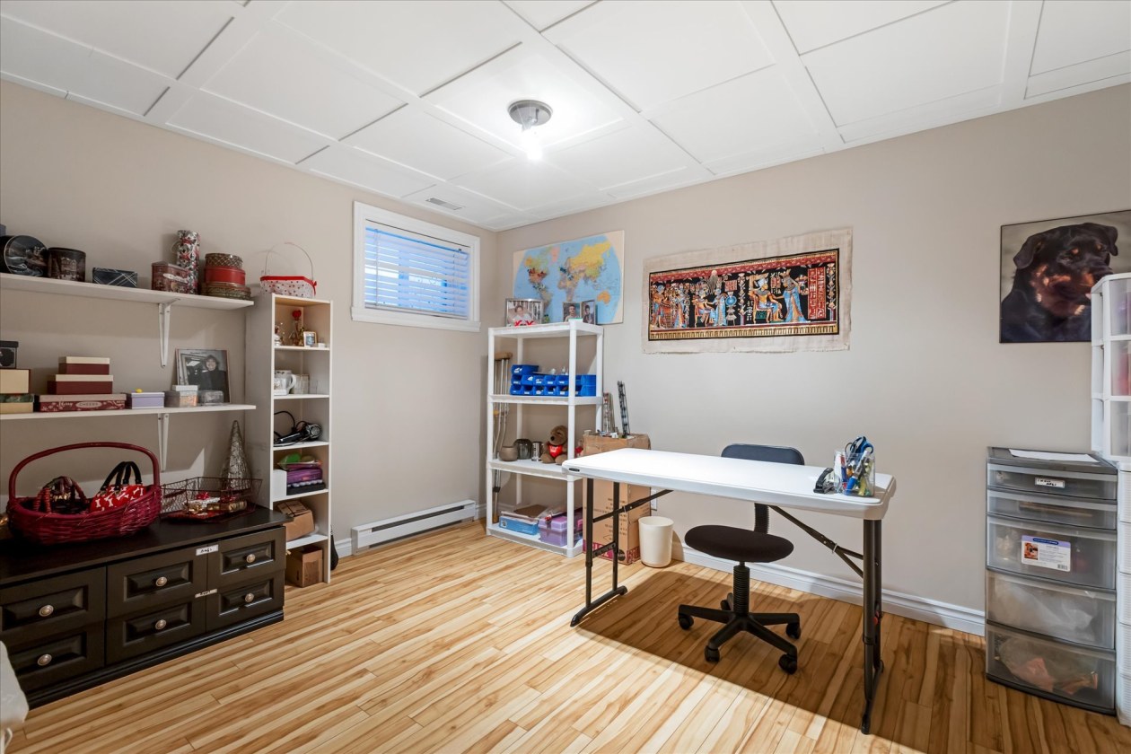 Chambre à coucher — 1365 Av. Godefroy, Bécancour