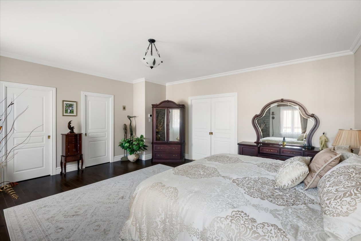 Chambre à coucher — 1365 Av. Godefroy, Bécancour