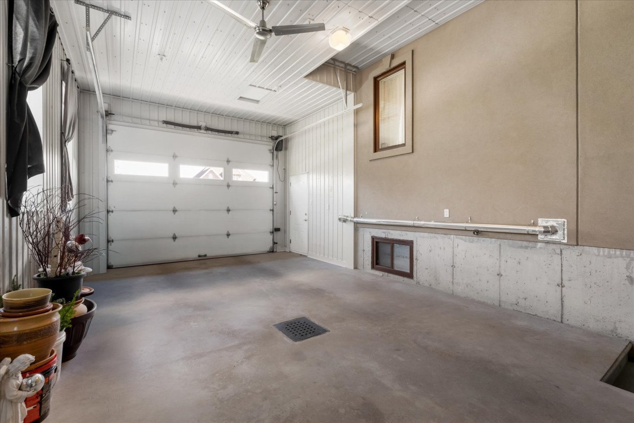 Garage — 1365 Av. Godefroy, Bécancour
