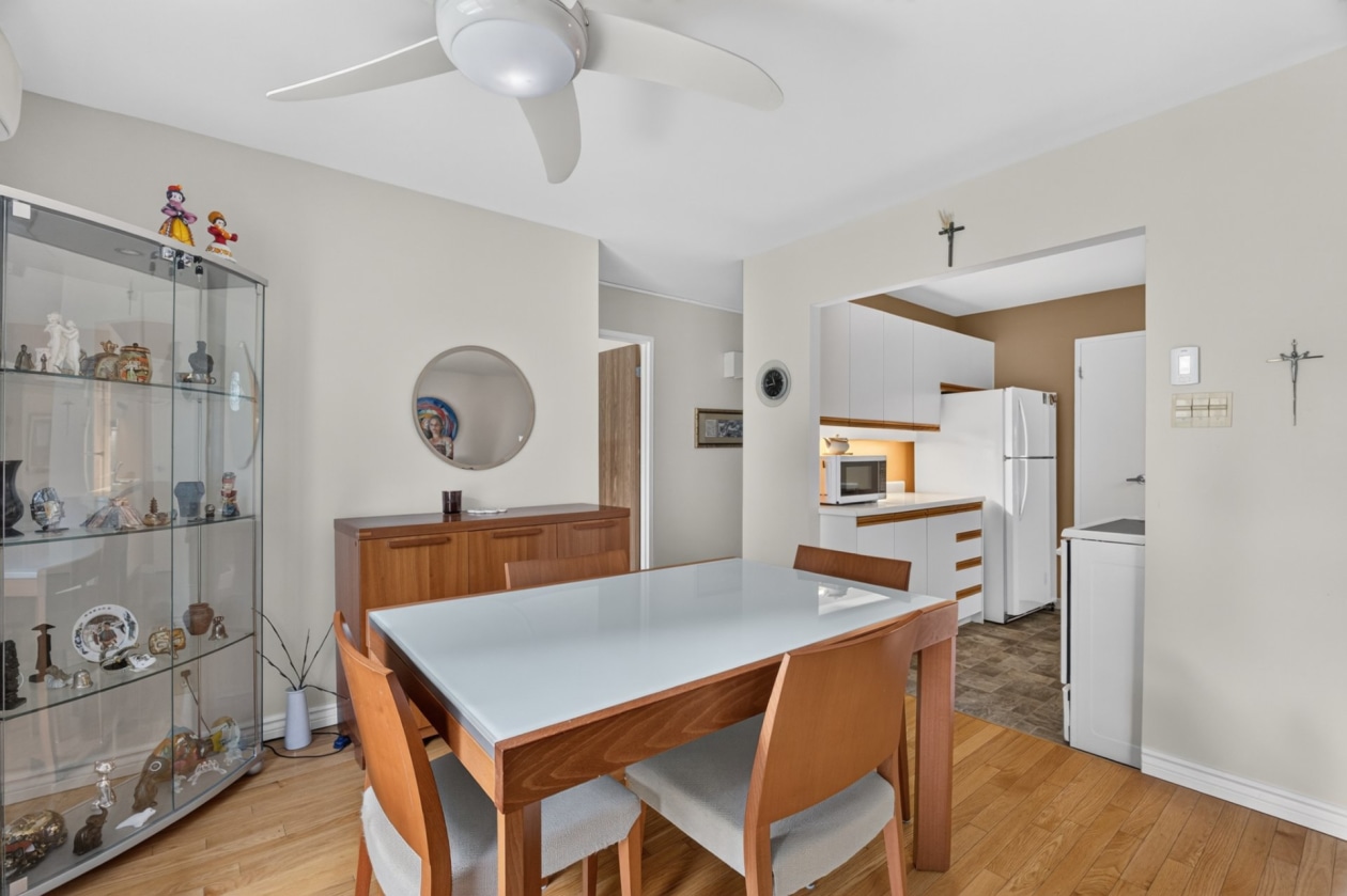 Salle à manger — 3545 Ch. Ste-Foy, Québec