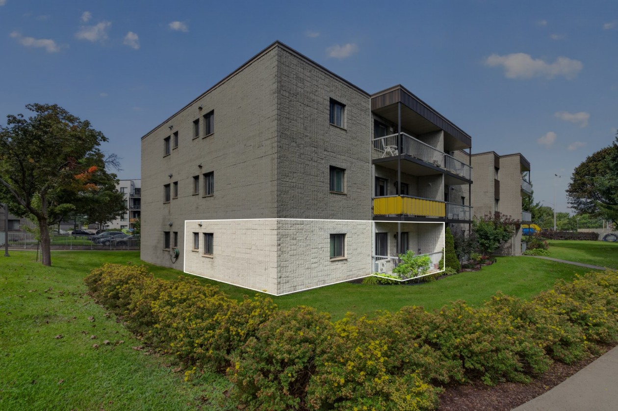 Face arrière — 3545 Ch. Ste-Foy, Québec