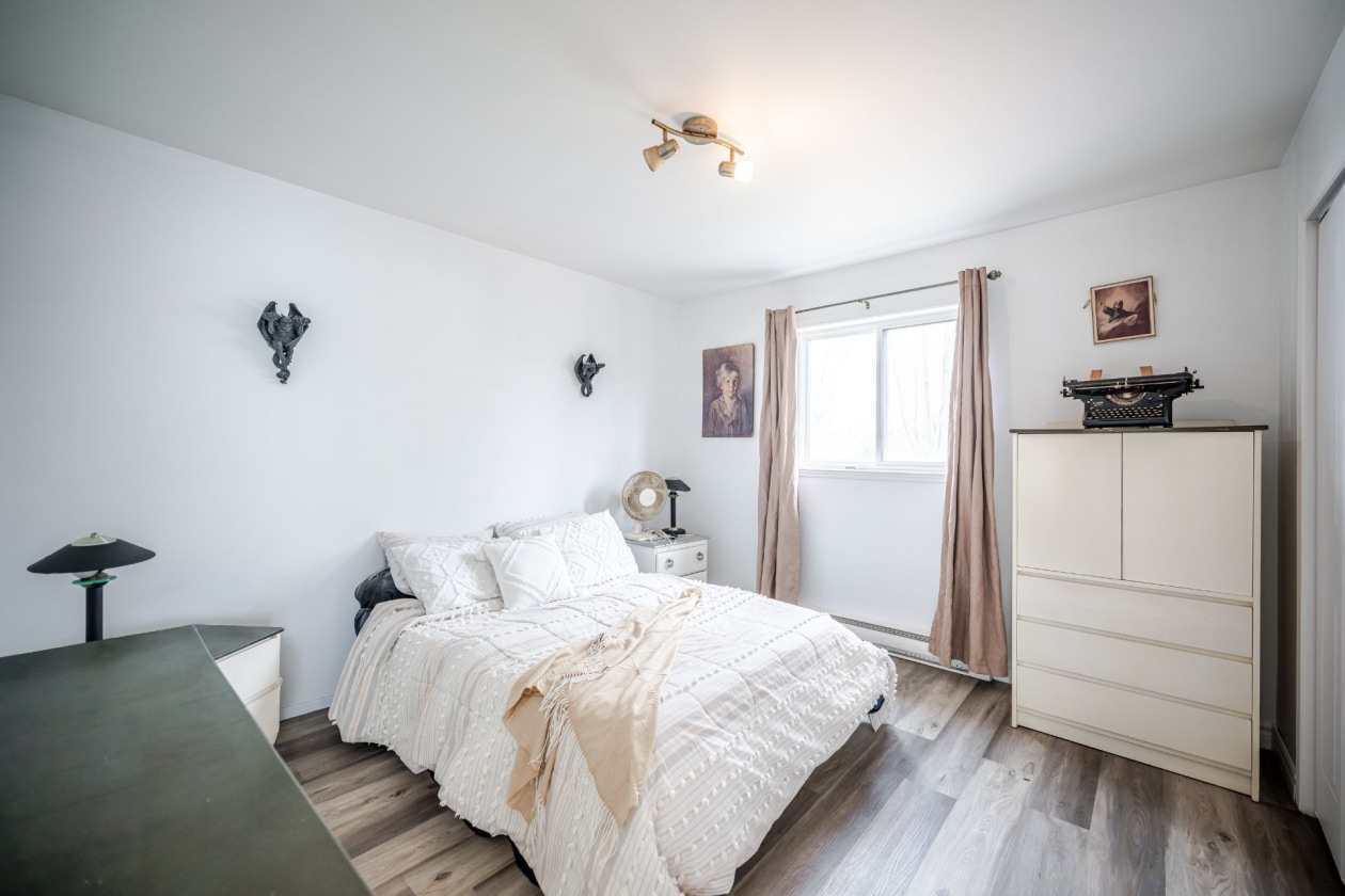Chambre à coucher — 31 Rue Quintal, Saint-Liboire