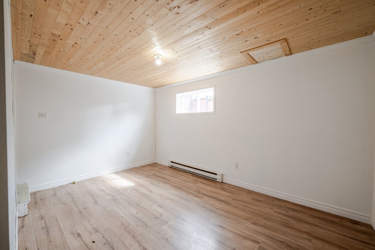 Salle familiale — 31 Rue Quintal, Saint-Liboire