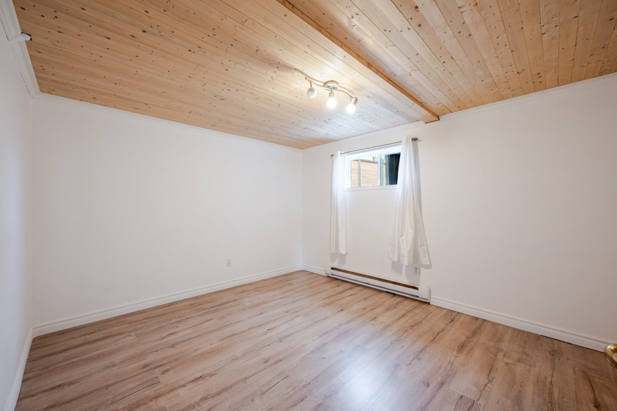 Chambre à coucher — 31 Rue Quintal, Saint-Liboire