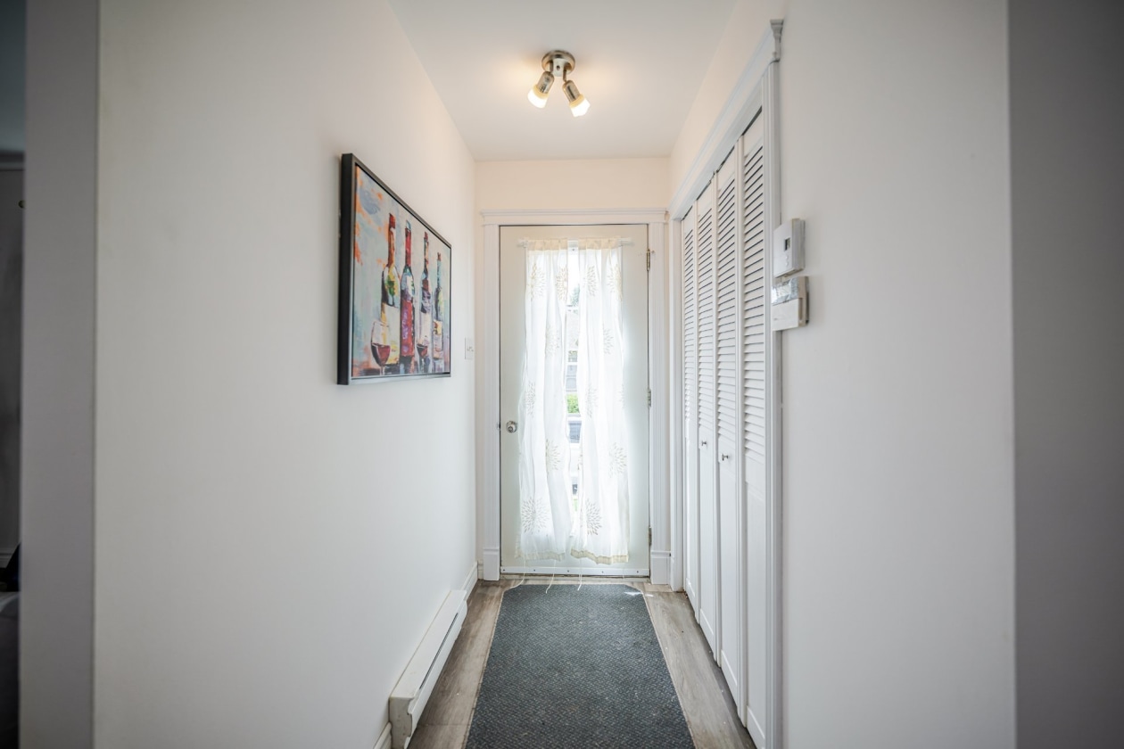 Hall d'entrée — 31 Rue Quintal, Saint-Liboire